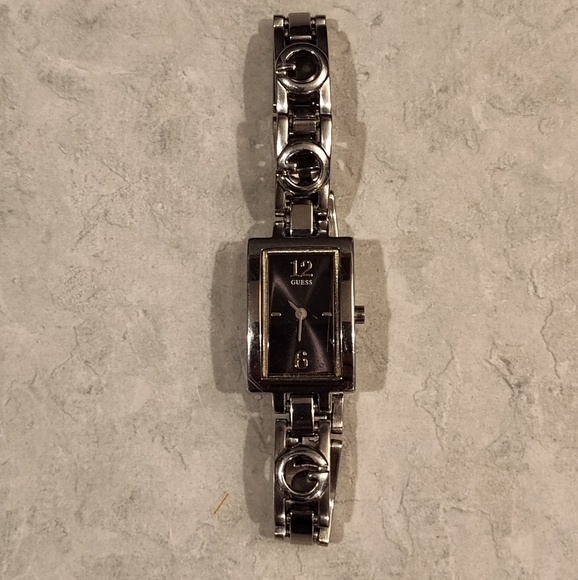 GUESS WOMEN'S SILVER TONE "G" LINK WATCH WITH BLACK DIAL LINK EXTENTION G66551L - Picture 8 of 12